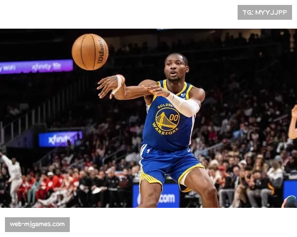 公牛队卡鲁索半场未结束已领到3次犯规,防守侵略性受限 公牛队卡鲁索半场未结束已领到3次犯规,防守侵略性受限